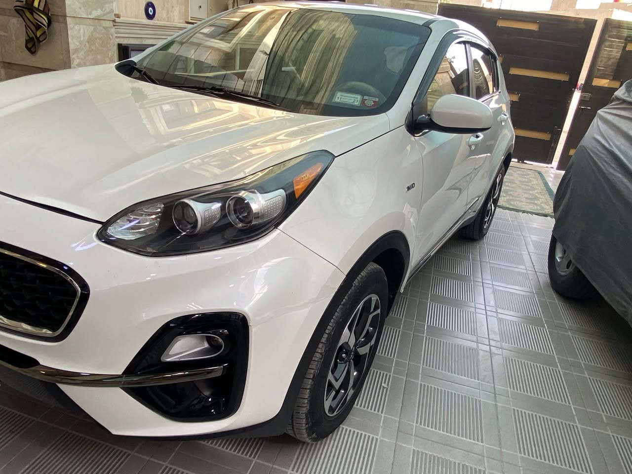 كيا ( سبورتج 2022)وارد أمريكي حادث السياره كما موضح بل الصوره
مواصفات السياره قطعتين تبريد امامي خلفي

شاشه (ابل كاربلي بلادي)

ثلاث وضعيات قياده (ايكو.نورمال.سبورت)

سايدبريك ب(لقدم)

كامره محيطيه حساسات

تحكم ستيرن جهتين 

كير(اي تي.AT)بلادي

ماشيه 65الف رقم بغداد

(بسمي)تحويل مباشر

مكان السياره بابل شارع أربعين 
السعر 190 وقابل للتفاوض 
للتواصل ***********
***********
