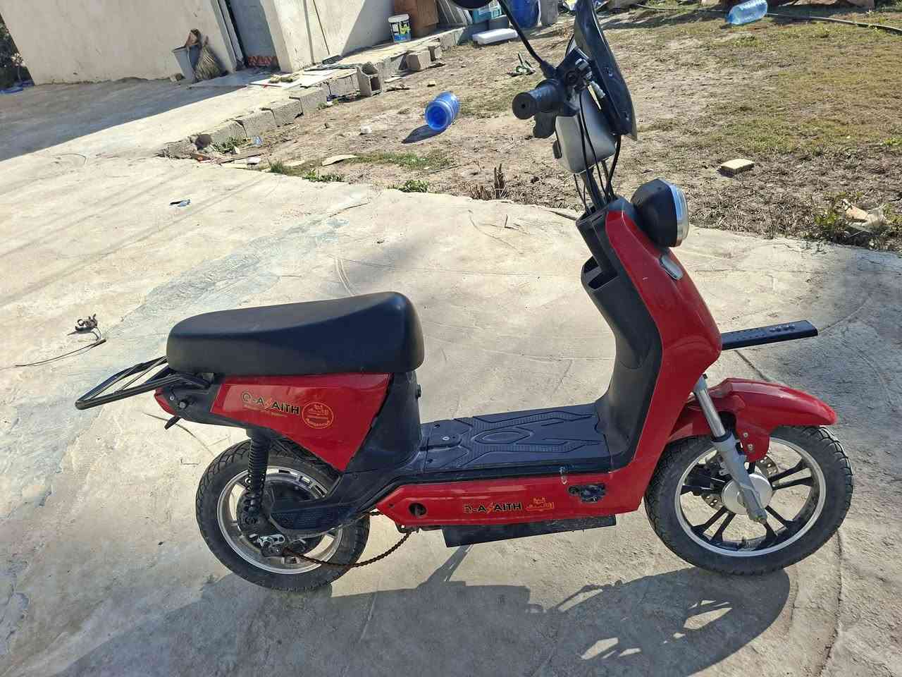 دراجه شحن للبيع 5بطاريات 
تشتغل كارت وبصمه وسويج 
السعر غير محدد 
الستفسار ***********
