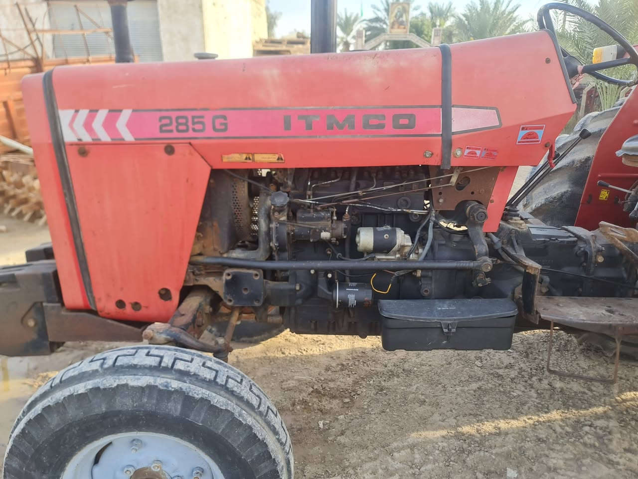 لبيع فوركسن تك إيراني موديل 2011رقم مثنى 
تشغيل سلف مامفتوح بيها برغي بس السلف مبدل 
كامله برغي مانقصها 
مكانها بابل الحمزه الغربي
 السعر 10مليون اوبيها مجال 
***********
