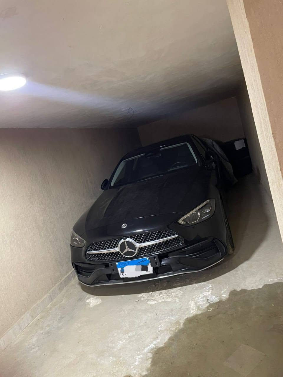 🔥 FOR SALE | Mercedes-Benz C180 AMG 🔥

▪️ Only 39,000 KM
▪️ AMG Package
▪️ Full Original Paint
▪️ Full Mercedes-Benz Service History
▪️ Black Leather Interior
▪️ Electric Front Seats
▪️ Memory Seats
▪️ Digital Instrument Cluster
▪️ Large Touchscreen Infotainment System
▪️ Apple CarPlay & Android Auto
▪️ Ambient Interior Lighting (Multi-Color)
▪️ Multifunction AMG Steering Wheel
▪️ Paddle Shifters
▪️ Dual-Zone Automatic Climate Control
▪️ Keyless Start
▪️ Cruise Control
▪️ Front & Rear Parking Sensors
▪️ Rear Camera
▪️ LED Headlights
▪️ Alloy Wheels

📄 License Valid for 1 Year
📍 Traffic Unit: Sheikh Zayed
📍 Viewing Available in Sheikh Zayed

📞 Contact: 01028484988 الشيخ زايد, الجيزة


**إذا كنت صاحب هذا الإعلان وتريد حذفه لأي سبب، رجاءا أرسل رسالة إلى الدعم الفني**