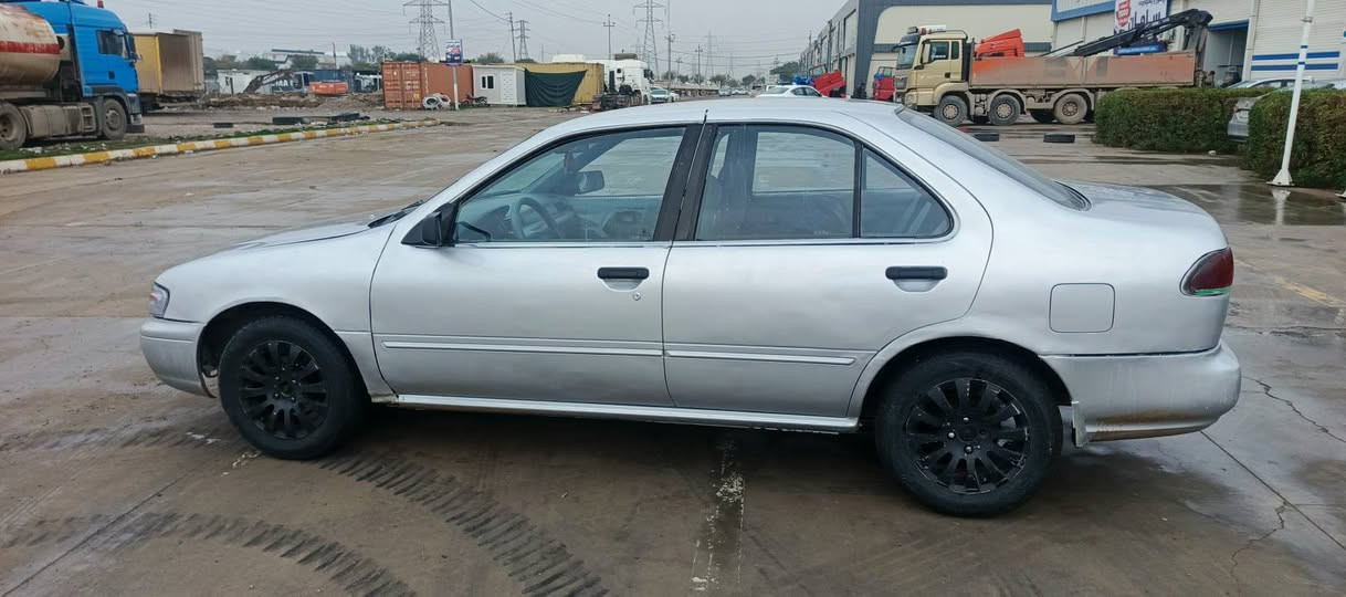 Nissan sunny 1994 
گیر توماتیک  . چوار تا یه ی تازه 
باتری نوی  تبرید بس غازی نقسه 
 دعمی قورسی نیه   رقم سنوی اصله بغداد بشرت حاسیبه اولیات سنوی کارتونی قه دیمه کان شوین که لار سعری قفلی 20گه لا مشتری *********** كالار, السليمانية
