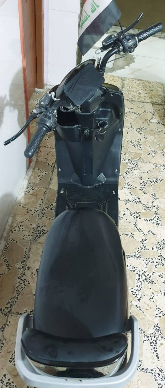 السلام عليكم 
دراجة شحن للبيع F6
سرعة الدراجة 40 
تقطع مسافة 35 كليومتر بلشحنة الواحدة 
اربع بطاريات جديدة قبل شهر اشتريتهن 
النظافة 80 %
السعر 350 
مكاني بغداد


**إذا كنت صاحب هذا الإعلان وتريد حذفه لأي سبب، رجاءا أرسل رسالة إلى الدعم الفني**
