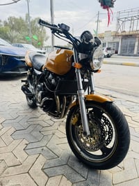 سيبي ٤٠٠ • كمرك مدفوع • كفاله