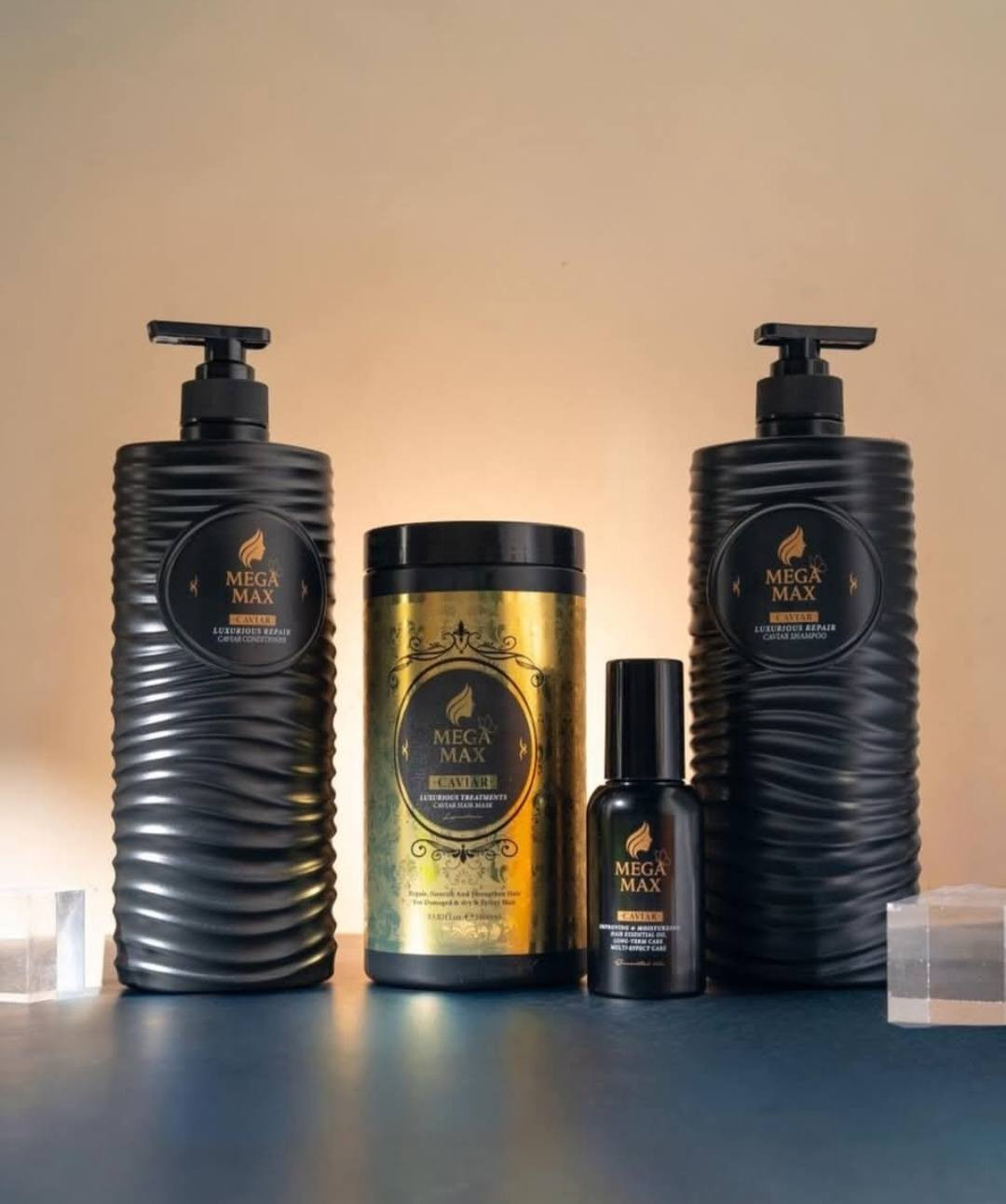 شامبو "ميكا ماكس كافيار هو منتج احترافي مصمم لتغذية، ترطيب، وإصلاح الشعر التالف والجاف والمتطاير. يحتوي على خلاصة الكافيار لتقوية الشعر 
للحصول على أفضل النتائج، يُنصح باستخدام المجموعة الكاملة
1/شامبو الكافيار: للتنظيف والتغذية.
2/بلسم الكافيار: للترطيب وفك التشابك.
3/ماسك الكافيار: علاج عميق لترميم التلف.
4/سيروم الكافيار: لحماية الشعر ولمعان نهائي.

توصيل داخل هيت الف فقط 
متوفره خدمة توصيل جميع المحافظات


**إذا كنت صاحب هذا الإعلان وتريد حذفه لأي سبب، رجاءا أرسل رسالة إلى الدعم الفني**