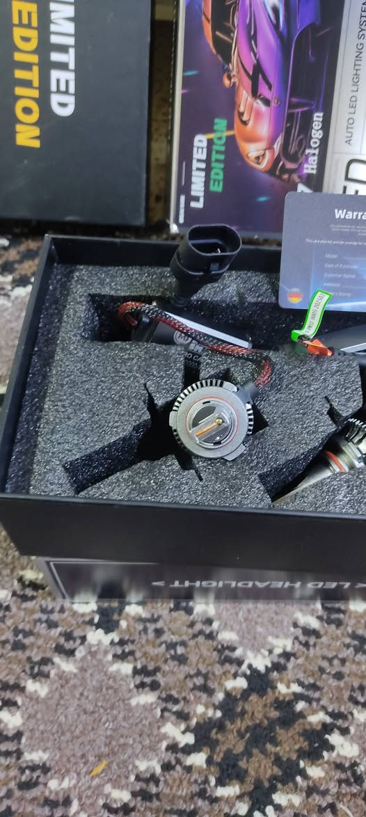 لبيع زنون ابيض H7 +9005. يرهم ع سوناتا. وسنتافي درجه اول شرط تجي اشدلك اذا ماعجبك لا تخذهن 9005 سعره ب30 الف سعر H7 ب40 الف


**إذا كنت صاحب هذا الإعلان وتريد حذفه لأي سبب، رجاءا أرسل رسالة إلى الدعم الفني**