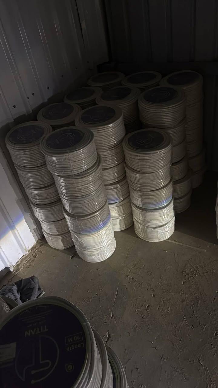 يتوفر لدينا كابلات فليكس
جميع القياسات 

والأحجام

صناعة نحاس /%%%نحاس


**إذا كنت صاحب هذا الإعلان وتريد حذفه لأي سبب، رجاءا أرسل رسالة إلى الدعم الفني**