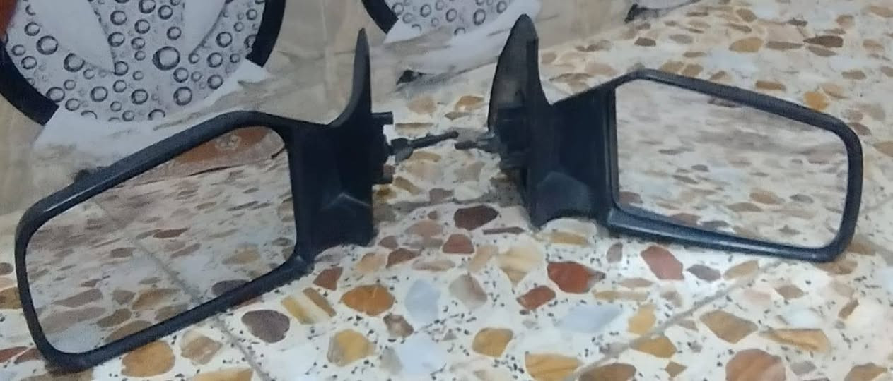 السلام عليكم 

مرايات سايبا اخو الجديد وبكلايت باجيرو نظيف بس بي فطر شويه ولايت مال سياره مازدا قيم وأخذ الرقم *********** فقط واتساب مكاني نجف

