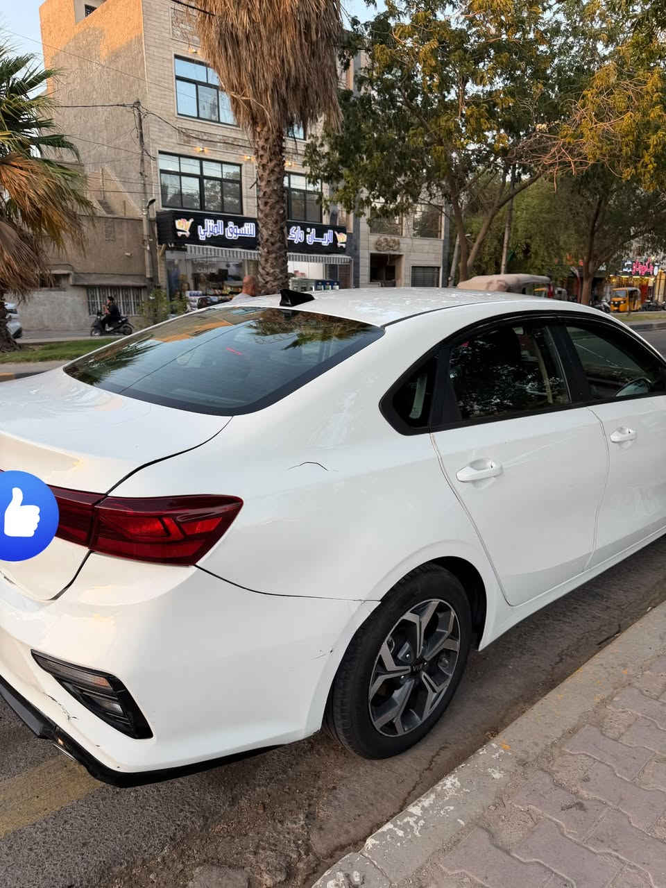 السلام عليكم
السلام عليكم ورحمه اللّٰــــه وبركاتة 
للبيع 
كيا / KIA فورتي / Forte 
الموديل 2019 
فئه السياره EX 
سنويه بـ اسمي تحويل مباشر 
عداد المسافه المقطوعه / 159000 mi ميل وليس كيلو متر 
وراد السياره امريكي حادث فقط الجنطه بدون ايرباك وبيها شخط بسيط بالجنطه وبالجاملغ موضح بالصور 
مكينه وكير مكفولات السياره جاهزه برغي متصرف عليها تبريد خير من اللّٰــــه 
سعر السياره / 12,600$ يعني 126 ورقه وبيها مجال بسيط 
مكان السياره بغداد الكرخ 
رقم الهاتف / *********** متواجد واتساب
