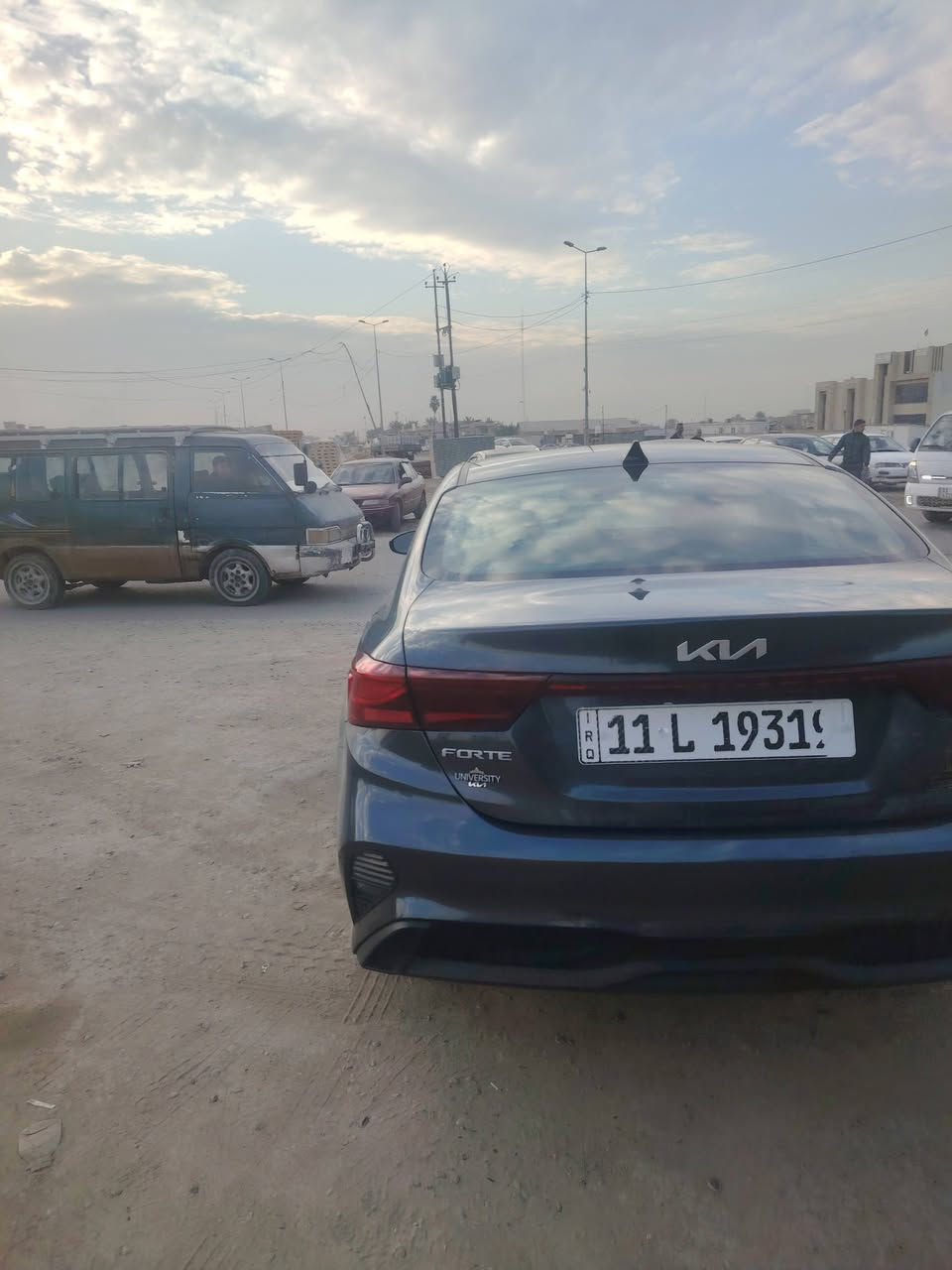 سيار فورتي. موديله 24. ماشيه 16الف بيه قطعه واحد بس الجملغ المامي. بدون دوخل. سيار جديد مكان بغداد. السعر 170او بيه مجال
***********
***********
