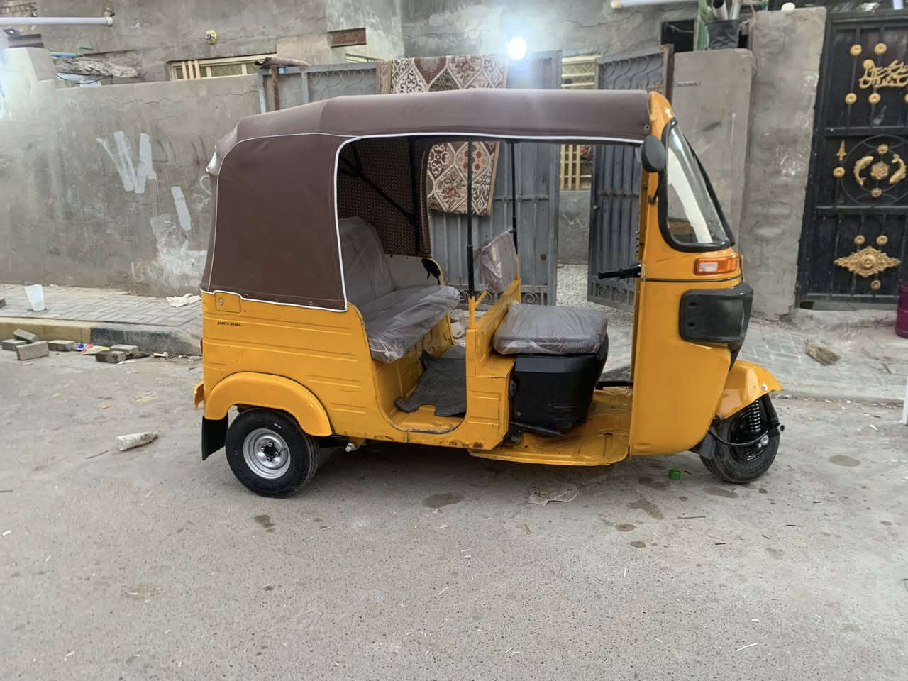 سلام عليكم تكتك 2019كشره مكفوله بيه صبغ بس لغد كير اكسن مكينه  خير من الله  سعر 6500وبيه مجال مكان بغداد تقاطع كسره وعطش حي الكوفه *********** غير متواجد ع الفيس
