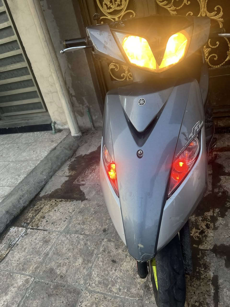 سلام عليكم من رخصه الادمن 

دراجه gtrثعلب دراجه نضيفا امانه الله 
قيم باليرضي الله وما راح اقصر

نقصها كلجات فقط وأكفلها كفاله عامه من كلشي،،

رقمي بي وتساب ومتواجد ماسنجر 
***********
