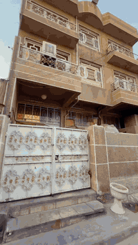 للبيع بناية تجاربة وارد شهري 5 مليون  موقع البناية السيدية المساحة ٢٠٠...