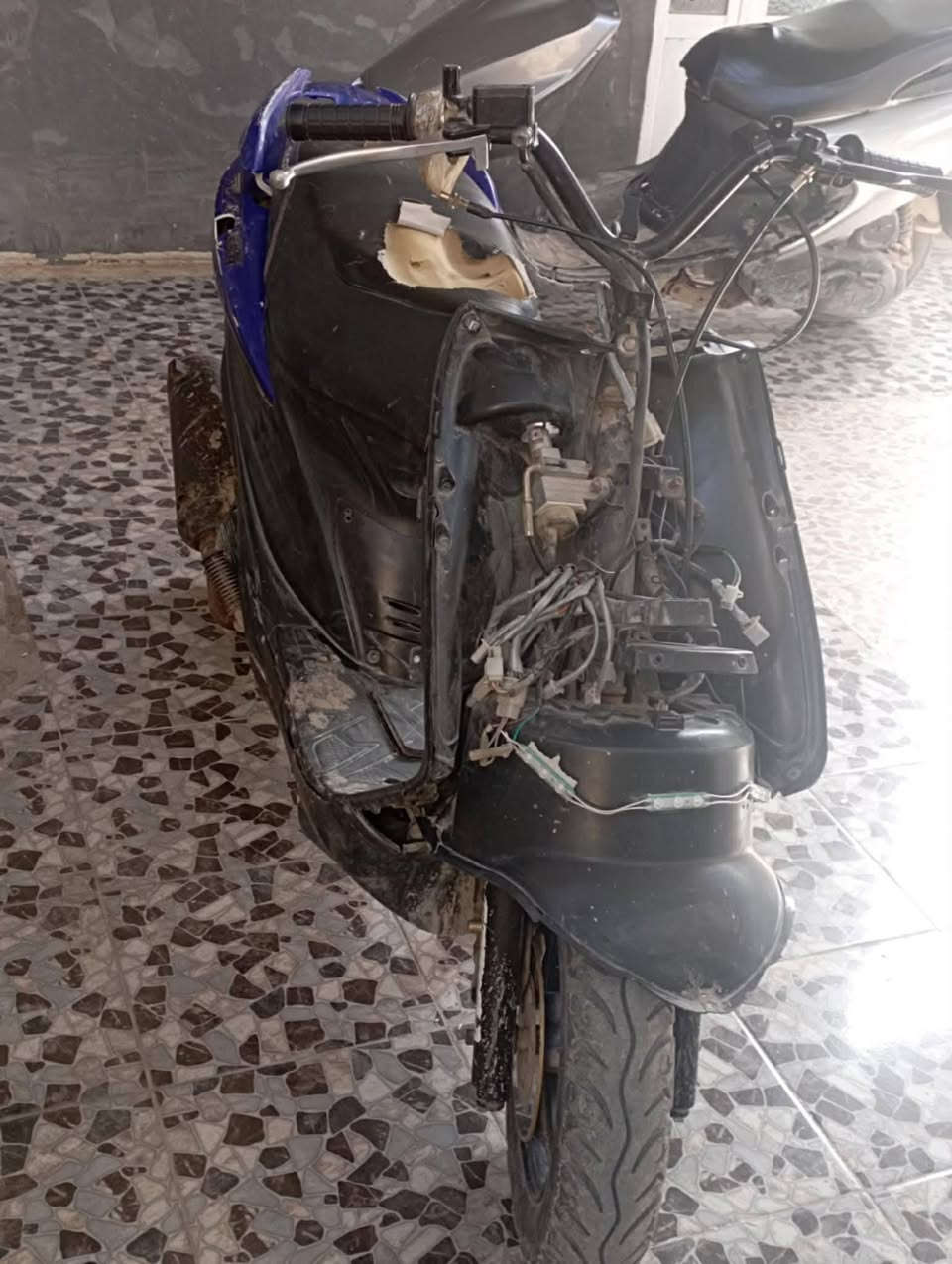 للبيع 150وبيه مجال  ***********
