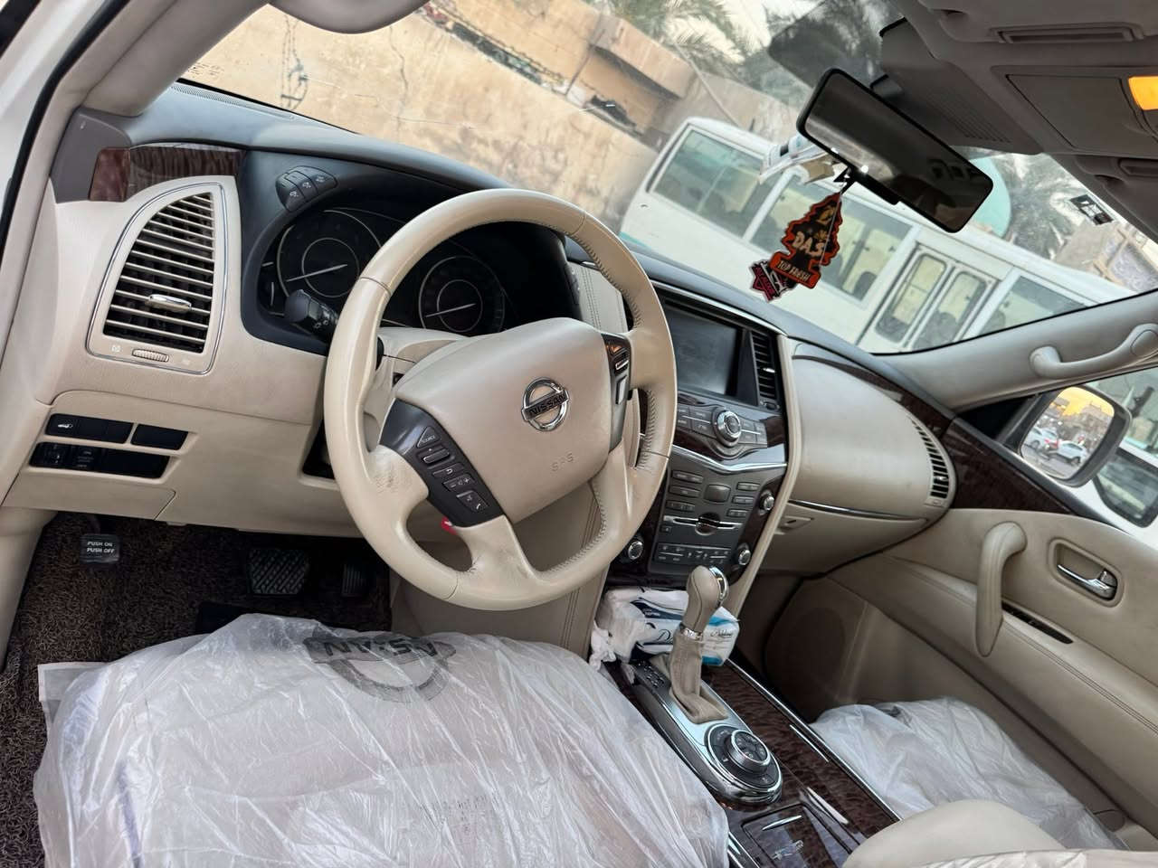السلام عليكم نيسان باترول سيف العرب خليجي 2019 بيها ٣ قطع صبغ اني ابيع صفحه كامله والباقي مكفول مكينه ٦ سلندر 
السعر 245
مكاني بغداد مدينة الصدر 
ملاحظة: اكسل خلفي گايم
***********

