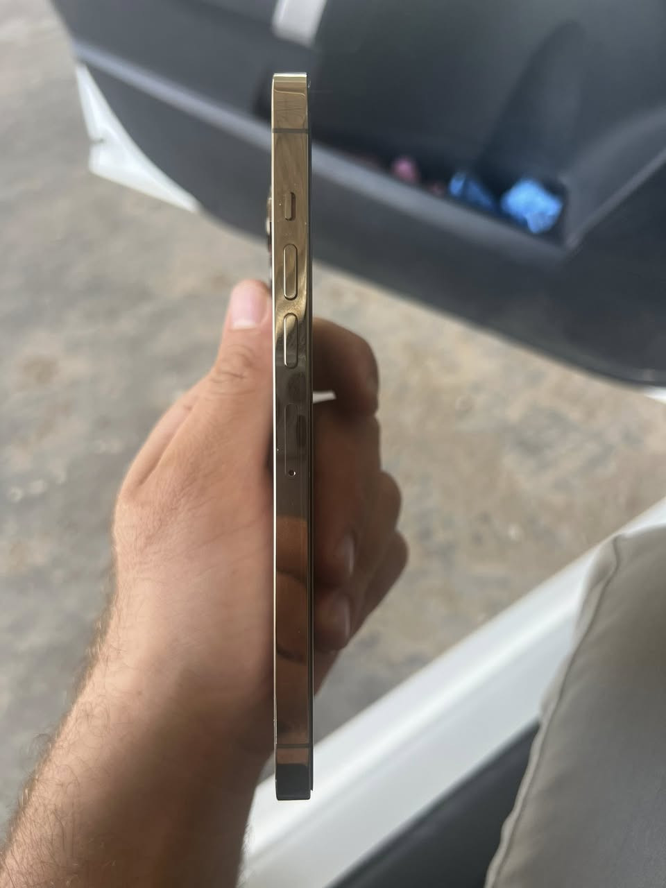 أيفون ١٣بروماكس  ذاكره 256يطايه 89سعر 950الف ***********
