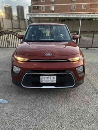 للبيع كيا صول موديل 2021 ماشية 27 حادث خلفي جاملغ وباب الخلفي ورش البا...