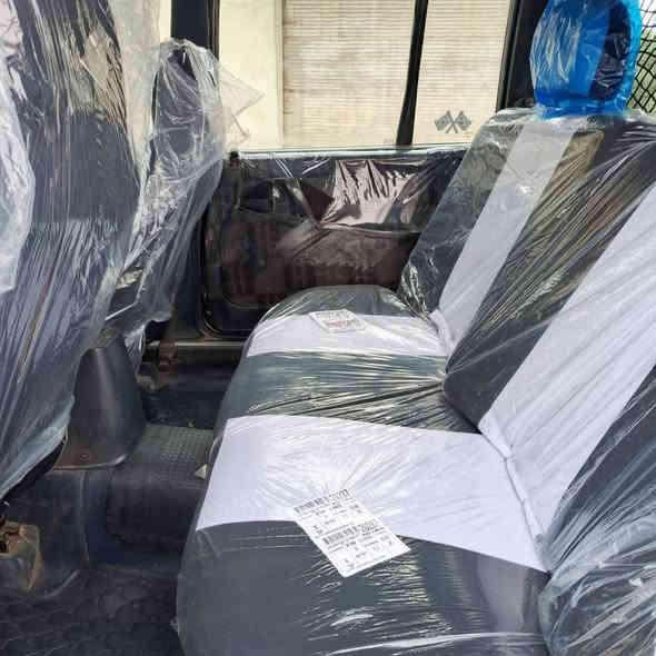 اوبل اوميكه حجم 20 موديل 1991 أصل رقم كركوك مشروع وطني بشرط التحويل بطاقه بانزين صبغ حزام مكفوله من الحدث  تخم تاير لوك باتري جديد جامات كهرب سنتر لوك سيدي كرستال دركه نفخ الكهربايات كلها بشرط صدر امامي خلفي دوشمه جديده كشنات جديد عنوان السياره في بغداد السعر 27ورقه وبيها مجال بصيط بيع سريع ومستعجل 
خوان سياره جديده كلش ***********
