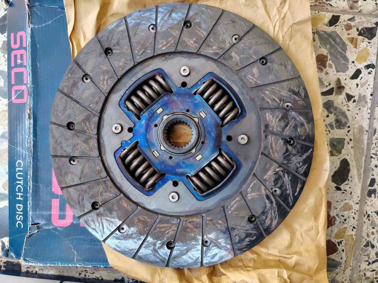 السلام عليكم
كلج نيسان اورفان عالية ويرهم للناصية جديد كوري مشتغل ايام اشتريته وطلع العطل مو منه بالكير السعر ٧٥ الف بغداد مدينة الصدر ***********
