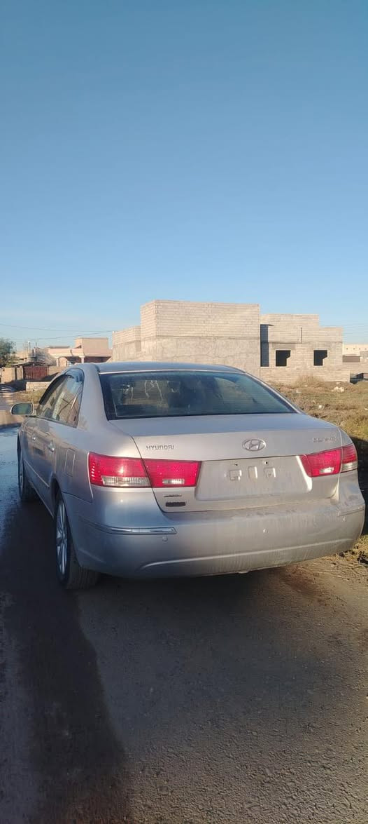 السلام عليكم
سوناتا كص ادوات ادوات بدون رقم 
2010     2010       2010
دخول جديد للبيع

الغرفة الداخلية ما نتسولف عليها جديدة بالنايلون
تحكم سترين
تدفئه بالكشانه
تبريد ثلج ❄️ تدفئه نار 🔥 
مثبت سرعة 
برده خلفية 
حساسات خلفيه 
محرك 4/2400
4 حساسات المرغوب نشاط فول ما شاء الله 
كير محرك شرط تبطنش ع التبليط
كهربائيات شغاله كلها مابيها ايي نقص
 ملاحظة
السيارة مال جنيه ترايك 200  السعر 46 وبيها مجال شي بسيط
مكان سياره داخل الشركاط ***********
