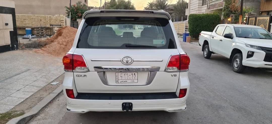 لاندكروز ٢٠١٣
محرك٨ /٤٦٠٠
مكفولة من الصبغ
بارد قليل بالباب الخلفي 
ماشية ١٦٢ حقيقي 
مكفولة كير ومحرك تايرات باتري كله جديد 
واتساب *********** / السعر ٣٩ بيها مجال
