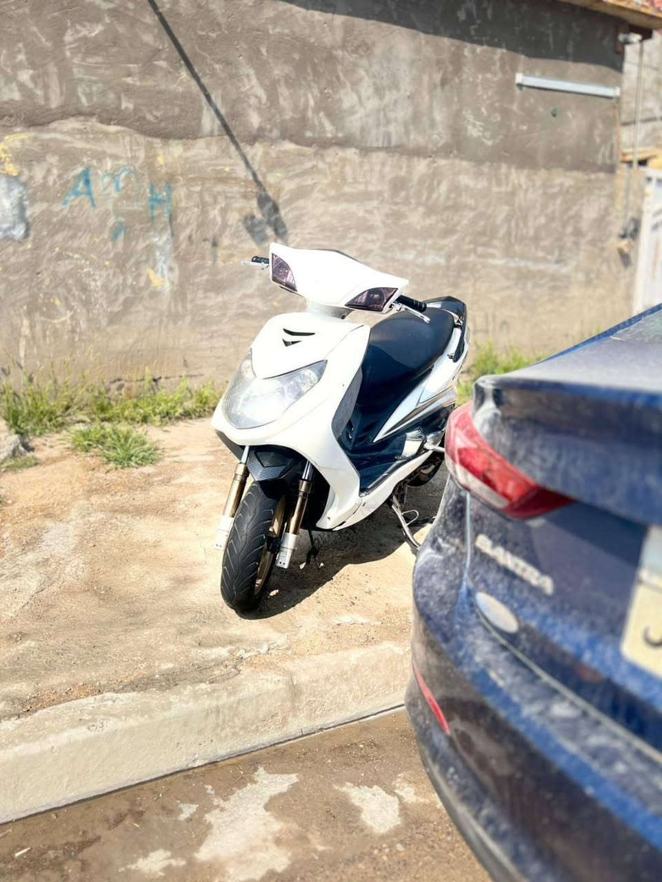 السلام عليكم
سكنس فحل نوزل خطين طلاعات الدراجه قبل 4 اشهر نازله من الرمبه دراجه نضيفه و بيها غراض 

يدات ncy اصليه

جاملغ امامي 

صدر رياضي اصلي 

صينيه ncy 

قاعده رقم شاصي و براغي دواسه

فج برمبو ما مشدود لان نقص تعلاوه صدر

كلج امامي WF

دبلات خلفيه 

فلتر شوته KS

جويتر جبير 

قبق فلاوين RGS 

و نواعم مثل لايت زنون و لدات متغيره و اشاير اماميه 

مكاني بغداد حي الجهاد *********** بي واتس
