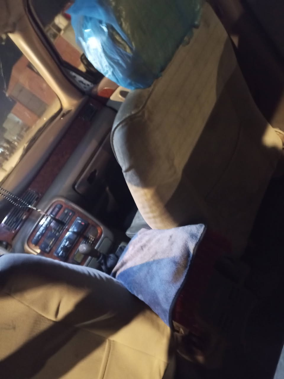 سلام عليكم سياره سمند موديل 11 رقم ذي قار السفسار على هاذا الرقم***********
