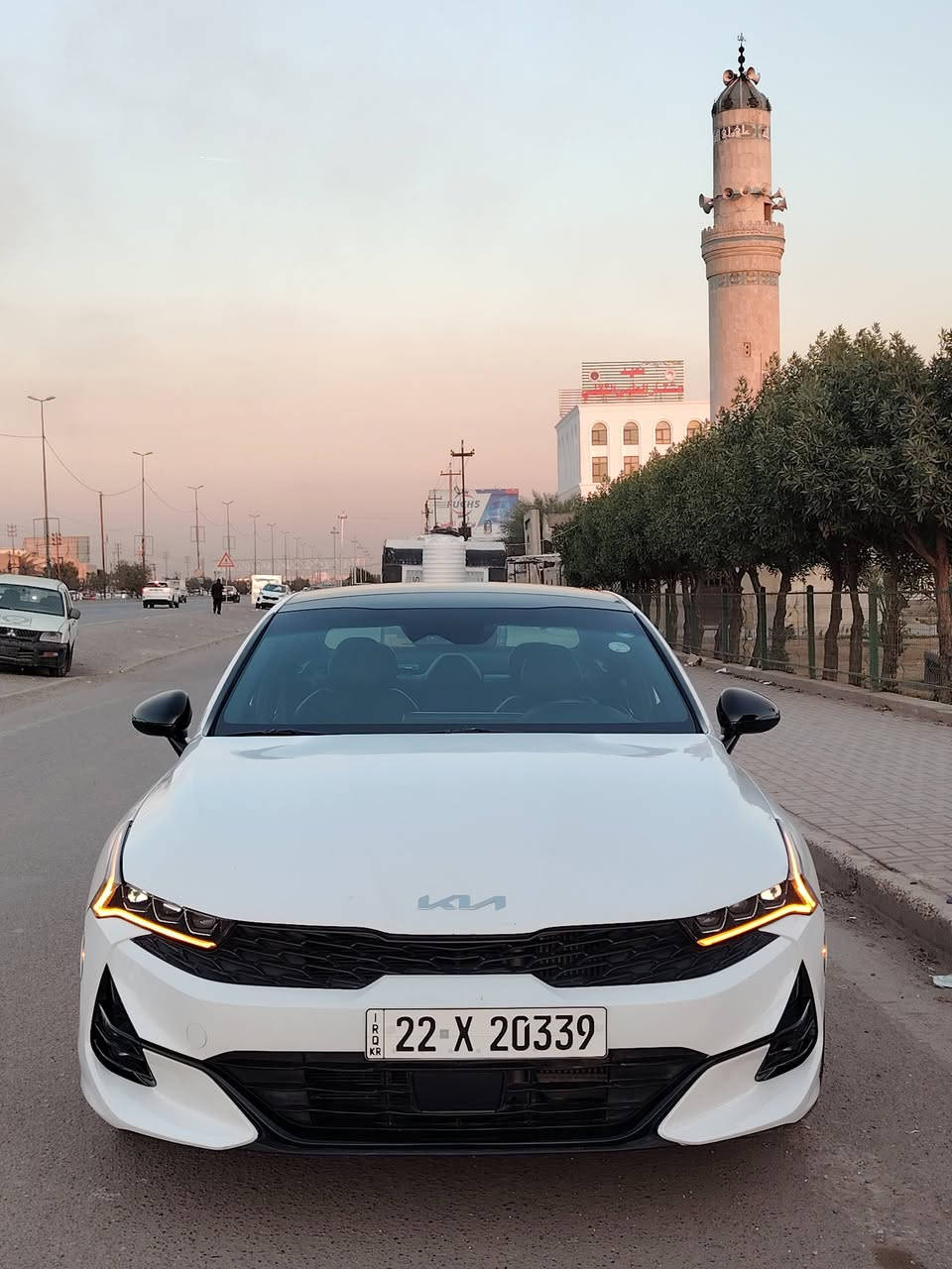 للبيع فقط بدون مراوس
K5 جيتي لاين    موديل 2023 
رقم أربيل هزه ورقم جديد
مكينه 2500 تيربو
السياره فوول مواصفات للأخير معروفه الجيتي لاين
الحادث موضح كدامكم بالصور الصبغ بيها ٣ قطع فقط
جاملغات اماميه وبنيد
السياره جديده بمعنى الكلمه كشرها جديد بدون شخوط
السياره جاهزه ومناقصها شي
كير مكينه حداديه كفاله
مكان السياره بغداد شهداء السيديه
السعر 183 ورقه وبيها مجال قليل جداً
***********
