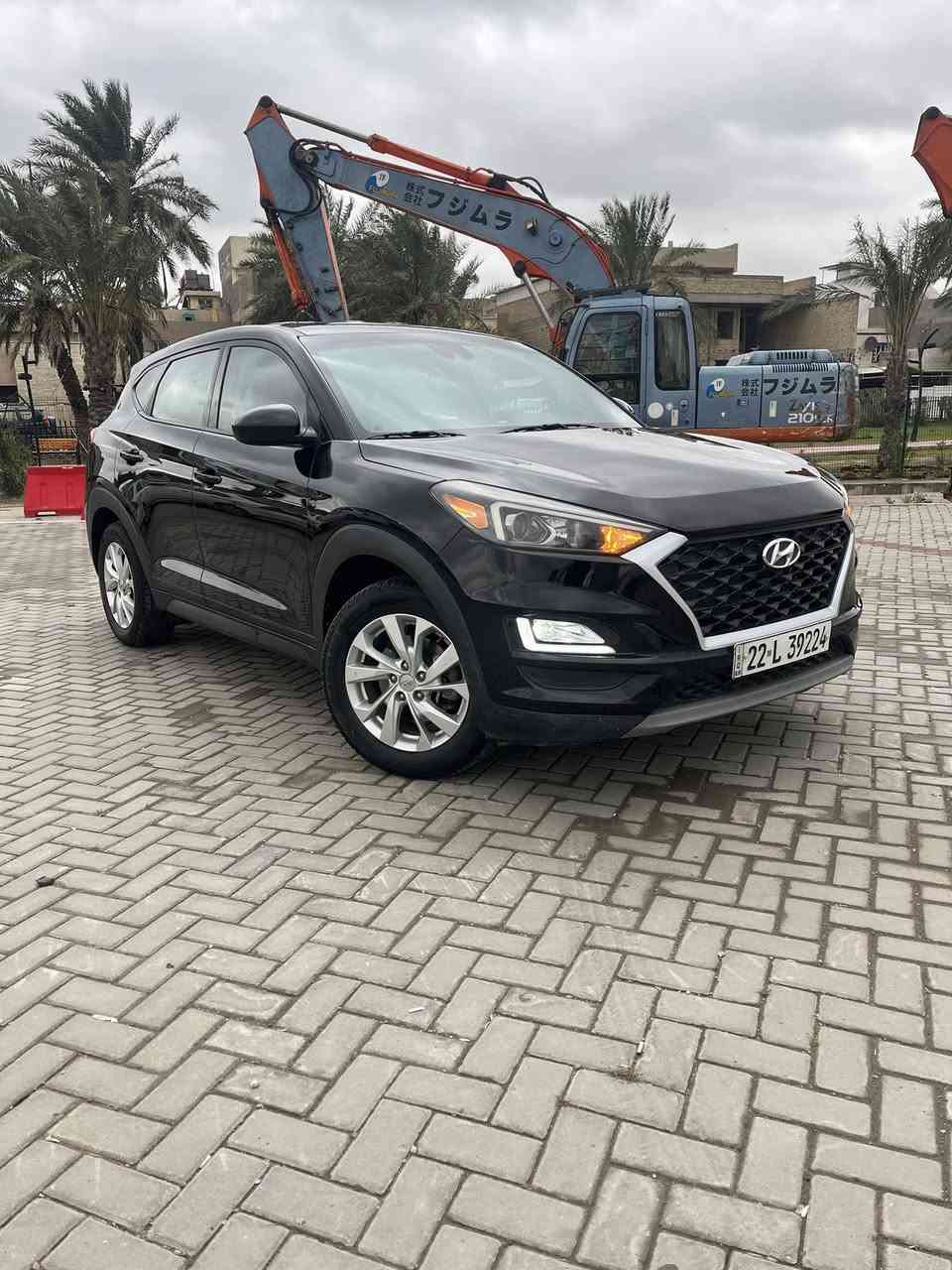 السلام عليكم توسان 2019 رقم اربيل جديد بأسمي عارضه 136$ بيها مجال بسيط السياره جديده وجاهزه ما بيها اي نقص مواصفات نص فول شاشه كبيره/كار بلي / فول تحكمات/ سايد بريك بصمه/ كاميرا خلفيه دواره/ حساسات خلفيه امامي / تحديد مسار / اتو هولد/ فور ويل4x4/ شاشه اعطال/ 3انظمه قياده / داخل لونين / مري تعتيم وباقي مواصفات المعروفه / السياره جديده وهزه وارقام وسنويه جديد / تريد تحويل /تريد وكاله / تخم تاير جديد / تبريد ثلج / مكينه وكير كفاله من الفتح ومن كلشي السياره بوضع الشركه ماشيه 57mi حادث السياره جدآ بسيط بدون دواخل بدون ايرباك بابين مبدل نفس لون (بدون صبغ) صور الحادث بالمنشور مكان السياره بغداد شارع فلسطين الخاص مغلق 🔏 للأستفسار :***********
