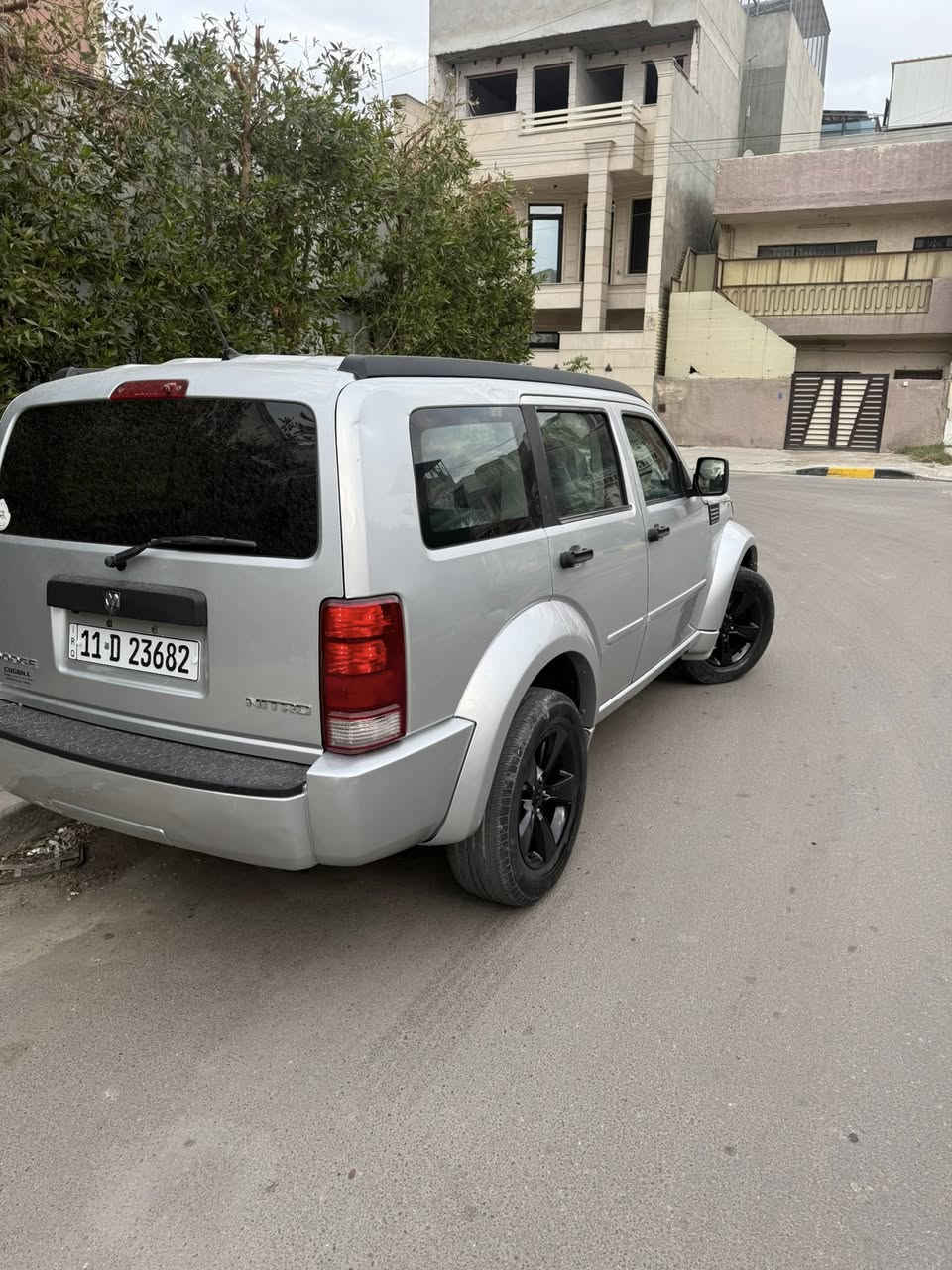 السـلام عليڪم دوج نيترو موديل2011
رقم بغداد الجديد 
بااسمي تحويل مباشر  
سيارة احلى من الصور 
بيها صبغ جاملغ وبنيد 
السعر93 
مكانها شارع فلسطين
 ***********
