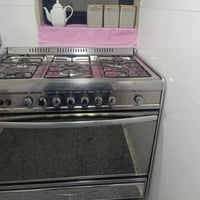 عندي طباخ للبيع نظيف مابيها اي عيب الشراي يخابر على الرقم 07701258901