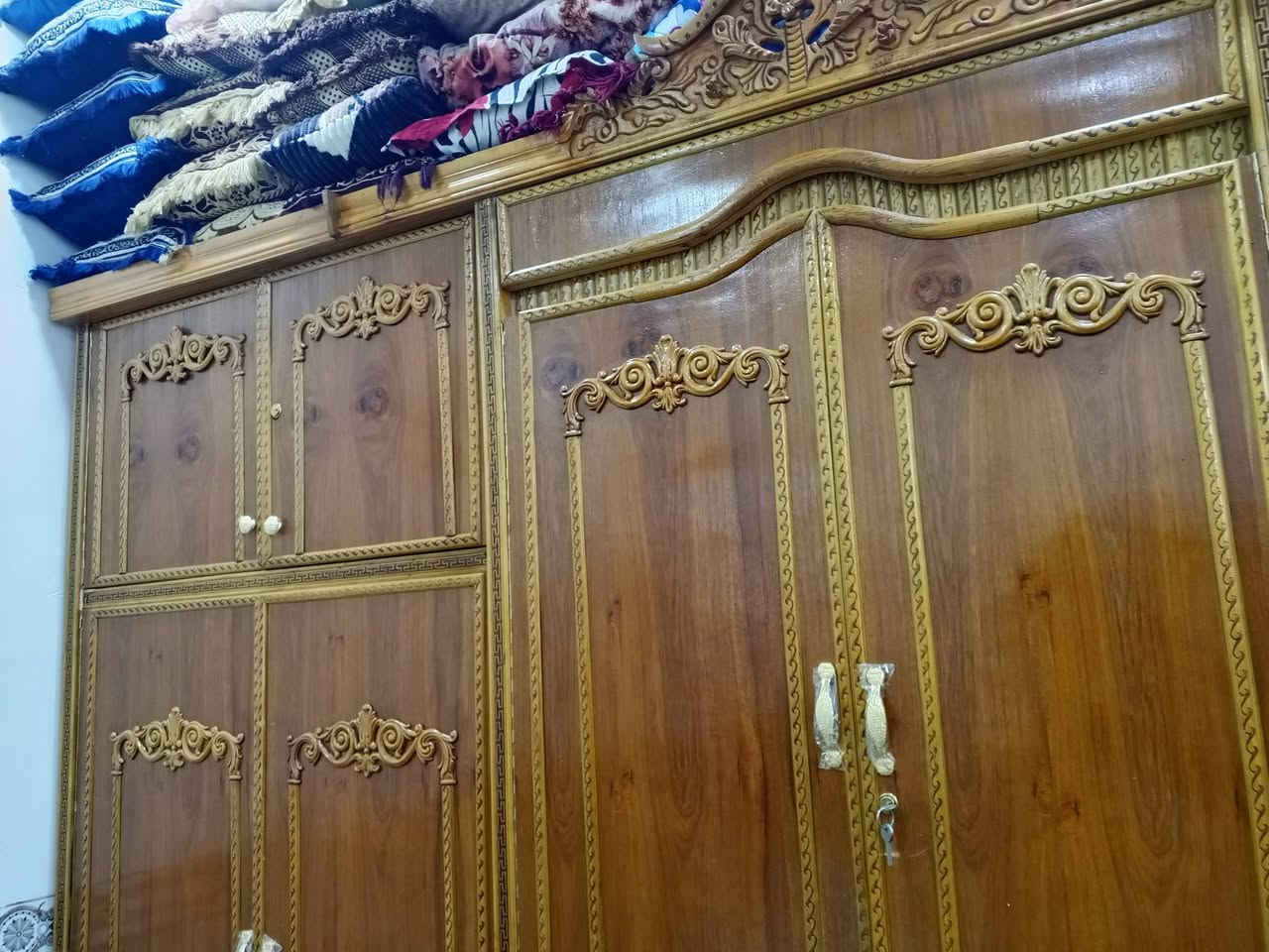 كنتور ب350نضيف مابي اي ضرربي مجال طوله 3امتار ونص بايوغريب الحصوه مكانه صاج خمسه ملم


**إذا كنت صاحب هذا الإعلان وتريد حذفه لأي سبب، رجاءا أرسل رسالة إلى الدعم الفني**