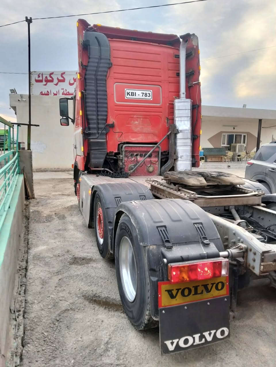 السلام عليكم سياره للبيع فالفو 2003 كير اوتوماتيك تبريد هاف حجم ٤٦٠ مربوطه فلات ٣ دنكير طول العربان ١٣/٦٠ داخل ديسكو جي بي اس و رادار عنوان كركوك السعر بالخاص   رقم الهاتف ***********
