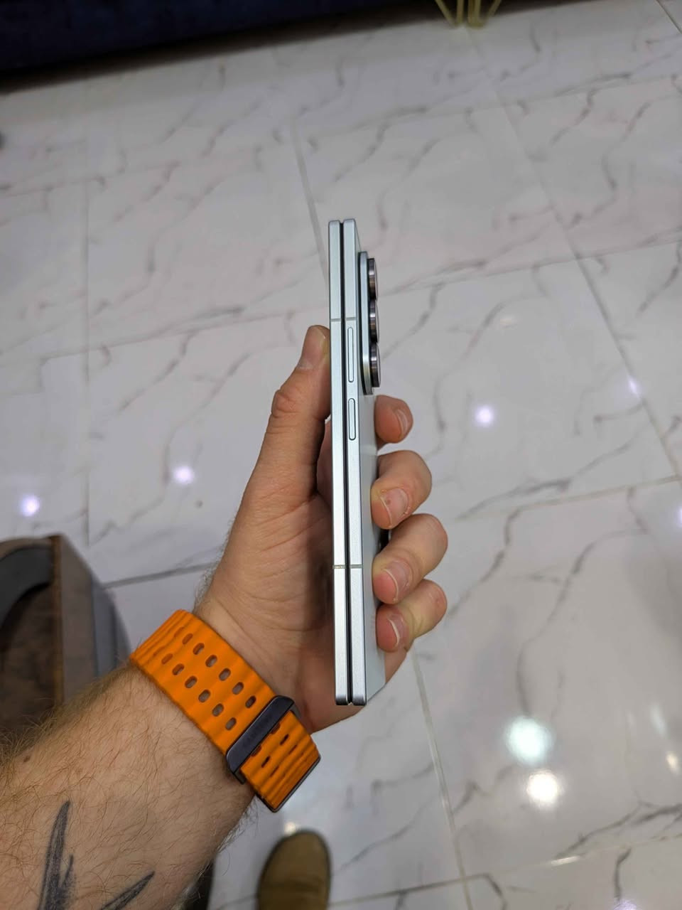 Samsung Galaxy Z Fold 7 | 512

ڕەنگی تایبەت "MINT"
زۆر خاوێن و کامل ئەشیا
زەمانی جیبال

1,880,000 السليمانية, العراق


**إذا كنت صاحب هذا الإعلان وتريد حذفه لأي سبب، رجاءا أرسل رسالة إلى الدعم الفني**