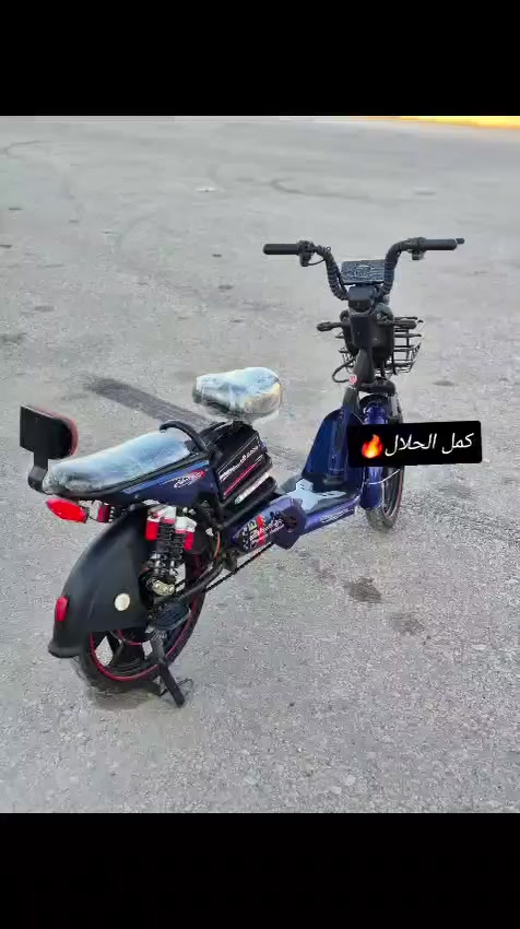 السلام عليكم دراجة حجم24 موديل25 بطاريات4 جدد لون نيلي سرعة فول وكيلها العارضي ماخذة ب500 قبل 5 اشهر دراجة جديدة حيل كلشي ماعايزة سعرها 300 بيها مجال للشراي مكان نجف للاستفسار ***********
