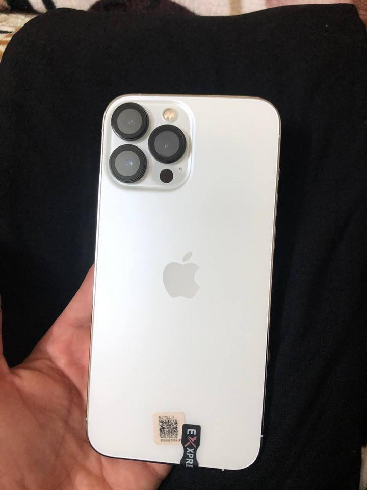 ايفون13برو ماكس للبيع
ذاكرة 256
بطارية 97
كله نورمال مبدل بطارية شركة
نظافة فول 
السعر 700 بيها مجال
***********
