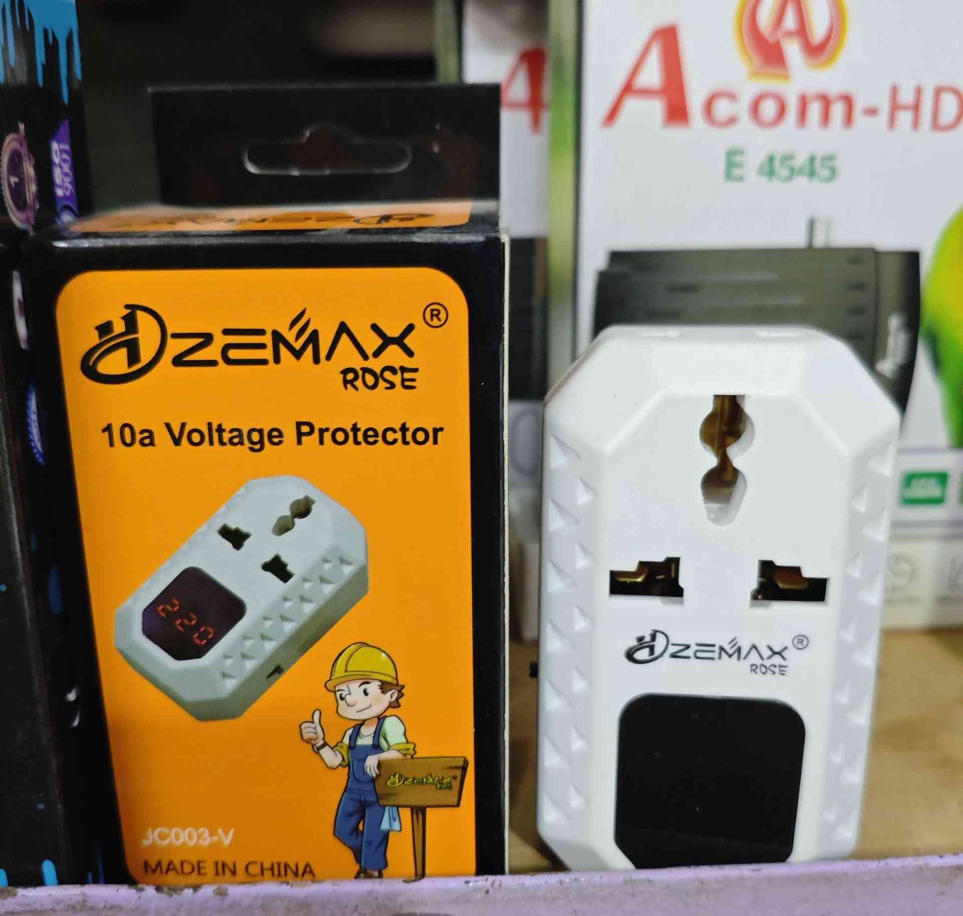 كهربائيات / الأسعار داخل الصور /***********
دش HD عادي وانترنت 
مكاين حلاقة اصلية
بلاجكتور
لايت شحن
كوندكتر
سيار كهربائي منفذ USB
جرس كهربائي وباتري
