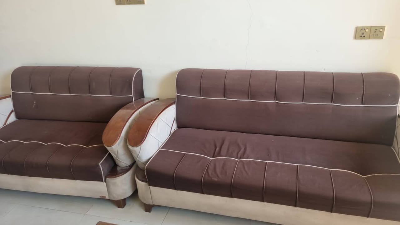 غراض للبيع كلمن وسعره أسعار مناسبة


**إذا كنت صاحب هذا الإعلان وتريد حذفه لأي سبب، رجاءا أرسل رسالة إلى الدعم الفني**