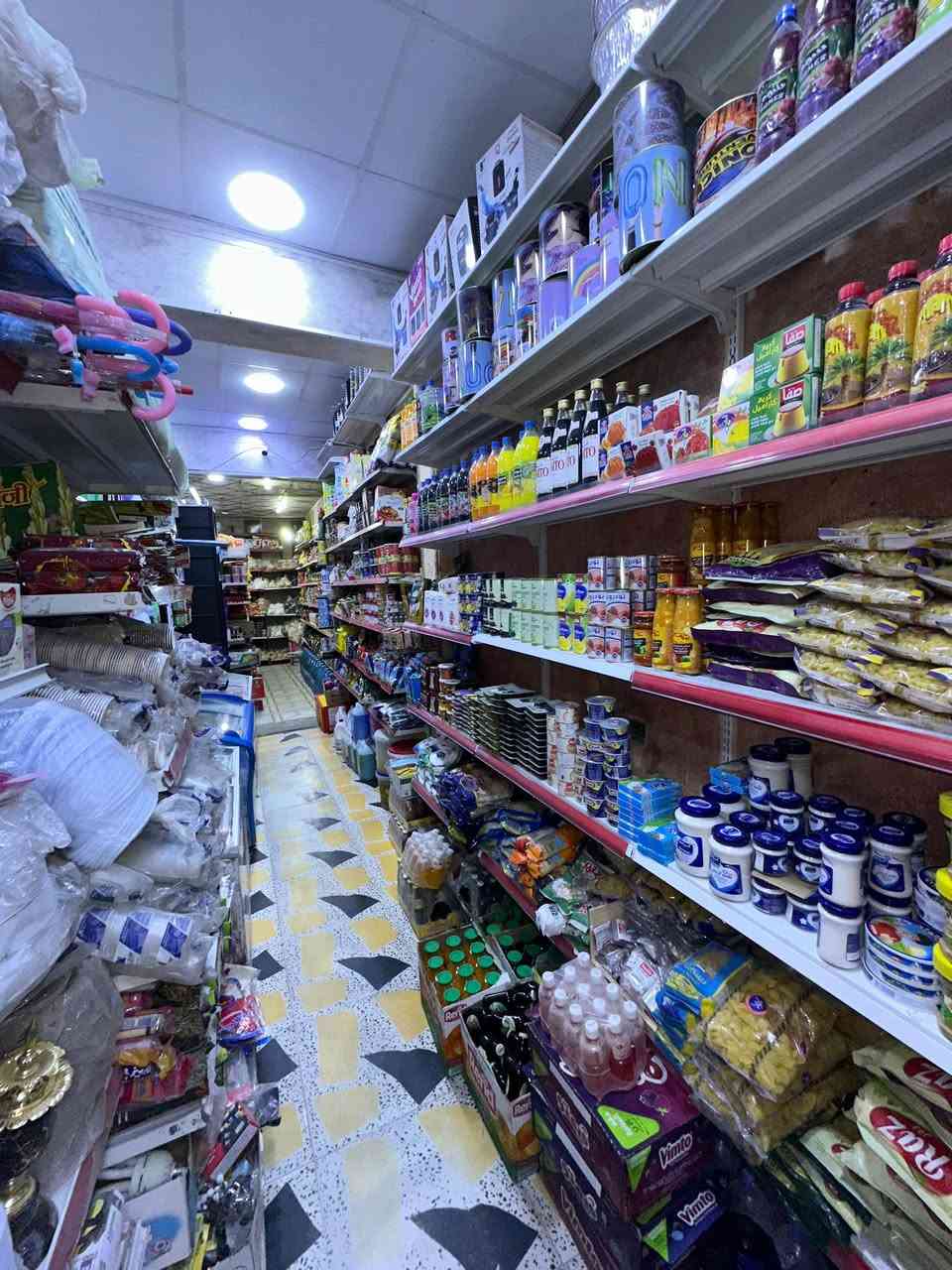 للبيع — أسواق أهلنا 📢
📍الموقع: شارع السنيديه ، مدخل السراجي، مقابيل مجمع الرحمة
🛒 اسم الأسواق: أهلنا

▪️ المحل يتكون من 4 محلات ركن
▪️ الطول: 15 متر
▪️النزال: 4 ونص متر
▪️ المحل إيجار — تشتري البضاعة فقط

✅ يحتوي على سستم كامرات مراقبة
✅ 3 سبالت أبو الطنين
✅ ثلاجة شركة بيبسي
✅ ثلاجة شركة كولا
✅ ثلاجة شركة راني
✅ عارضة آيس كريم
✅ عارضة بهارات فاملي
✅ عارضتين عطور المها + بسملة
✅ عارضة سكائر وينستون

🔹 عدد الثلاجات: 7
🔹 عدد المجمدات: 6

📞 للاستفسار:
***********
