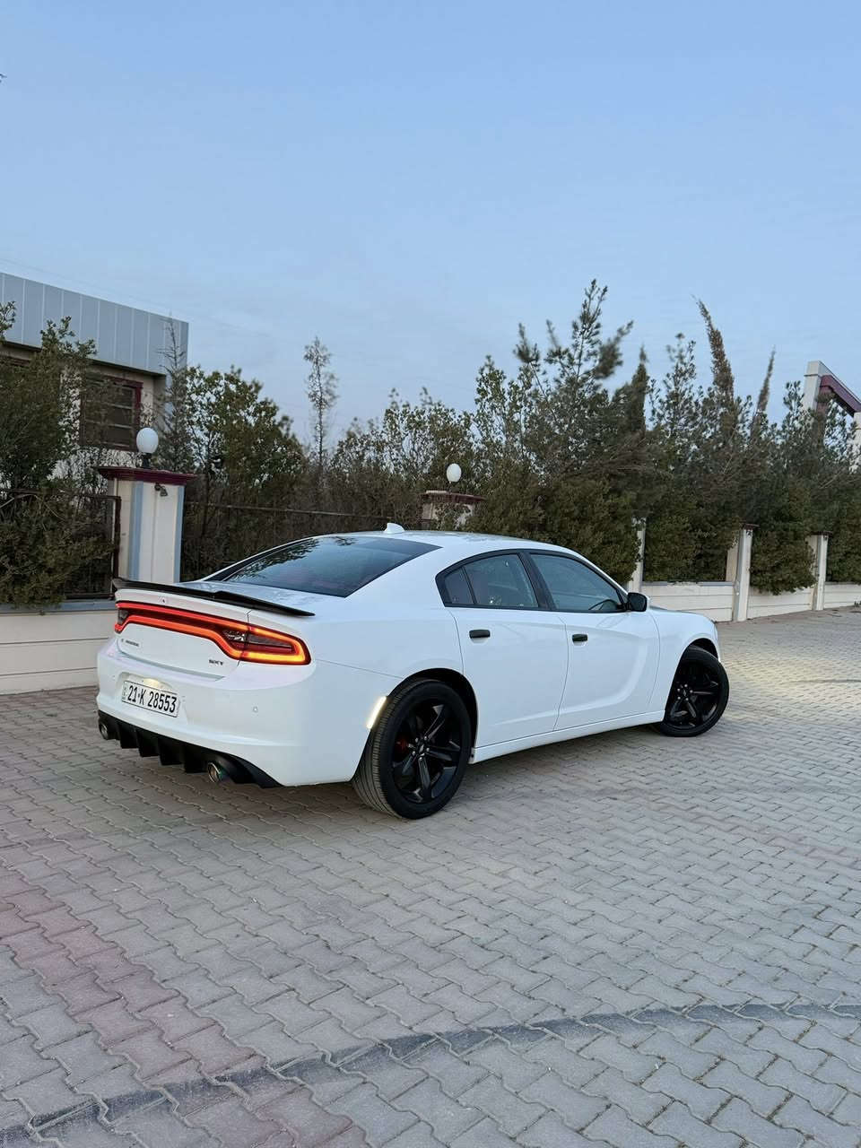 (رمضان كريم)
جارجر 2018 بدون صبغ
 رقم سليمانيه دولي
شرط تحويل
بيه جنطه تبديل بلادي  
استخدام شخصي ماشيه 91
سياره نضيف متعوب عليه مال جناي
رجاءتاج راسي حبيبي الغالي تشوف
 ماعجبك سعر ماعندك امكانيه 
اعبر المنشور وجنك ماشايف لاتعلق
تكسر حلال الناس كلشي بسعره 
وكلشي اكو بسوك غير متجواجد ع فيس 
بصمه 
كشنات جلد 
كشنات هيتر 
كشنات كهرباء
شاشه جبيره 
عليها منظومه لايتات زين 
السياره محرك 6 سلندر 
كير محرك شرط مكفول 
 تخم تاير جديد   
سياره كلش جديده ومرتب
السعر205وبيها مجال بسيط 
ملاحظه؛إني ما جاوب ع خاص
ع تعليقات مامتجواجد ع فيس
شراي خابر تجي يمي عين غلطه
عين فراش اخدمك بيك خير تدلل
العنوان كركوك
للاستفسار:
***********
