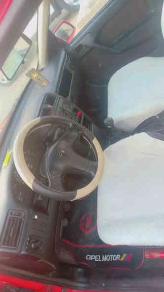 السلام عليكم اوبل حجم 20 موديل 89 للبيع سعر 36  ***********
