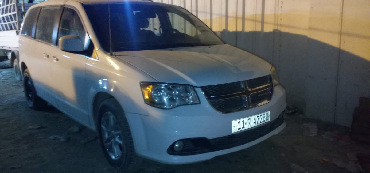 سلام عليكم دوج كرفان فوال موصفت سيار بيه كازكت سعره منسب جدان موديل 2019سعر115الرقم ***********
