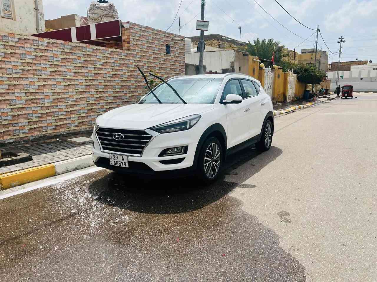 السلام عليكم سياره توسان  السعر خاص‭٠٧٨٥ ٢٣٧ ٢٠١٠‬
