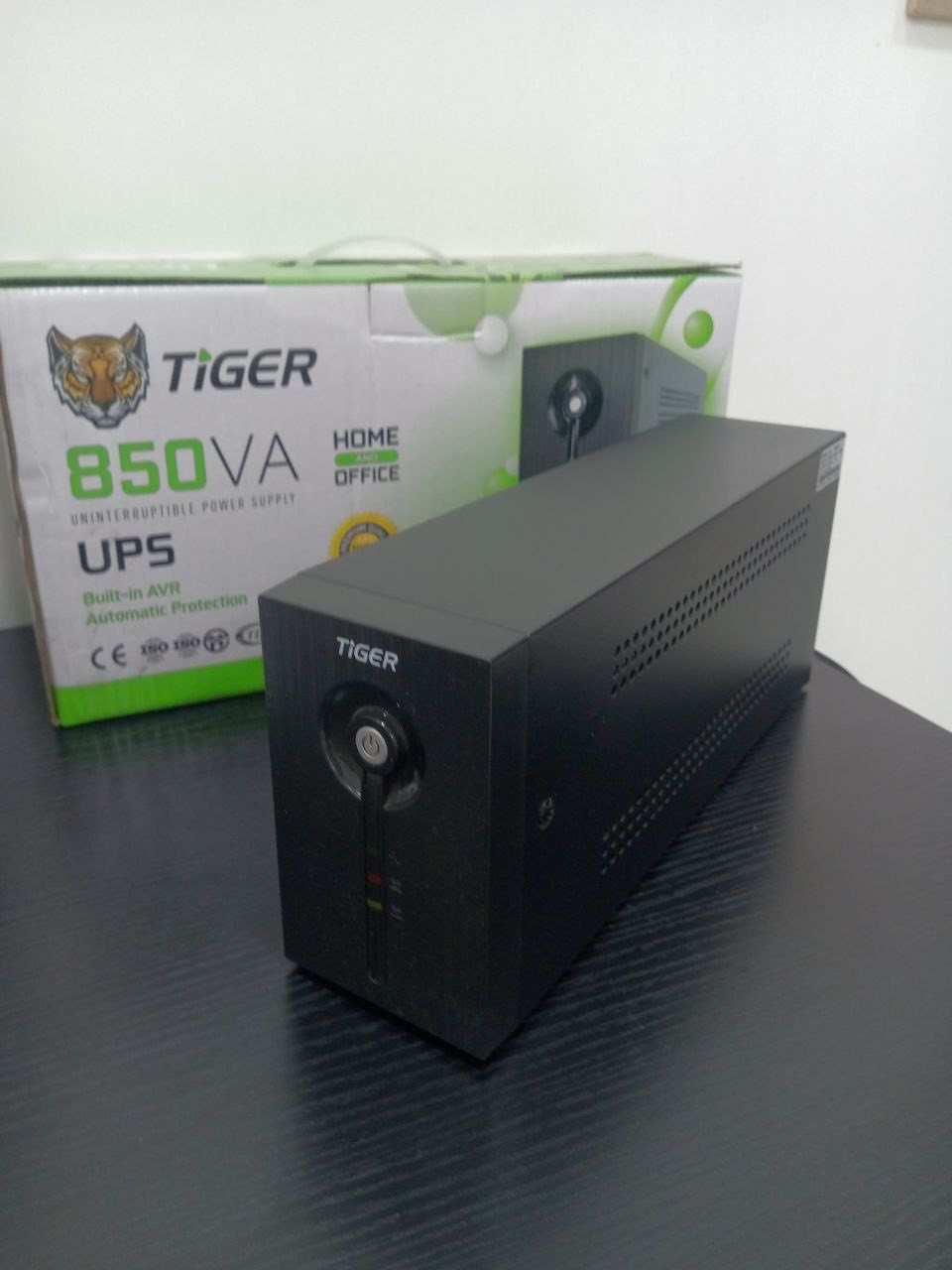 السلام عليكم
[[للبيع فقط]] [[كامل ملحقات]]
اكس بوكس سيريس إس 
مستعمل 11 شهر جهاز جديد برغي مامفتوح بي استخدام قليل 
كامل ملحقات ويا 
UPS Tiger850
و جويستك كيم سير احترافي G7
و سماعة Pro Gaming G9000
و كيبل نت ضوئي 8 متر يعني النت عندك صاروخ 🚀 
والجهاز ويا جميع ملحقاته الي موجوده بالكارتون تجي تفحص وتقتنع يلا تشتري

المكان : بغداد حي الجهاد 
السعر : 415 وبي مجال للشراي
للأستسفار خاص ماسنجر او على
الواتساب***********
