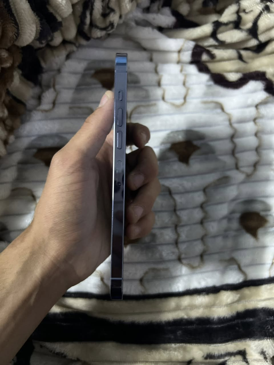 سلاام عليكم ايفون 13 برو ماكس ذ256 بطاريه 91 معلايه حاسبه جهاز ماامفتوح وين ميعجبك افحص امريكي سعر 725 وبي مجال موجود وتساب ورقم ***********
