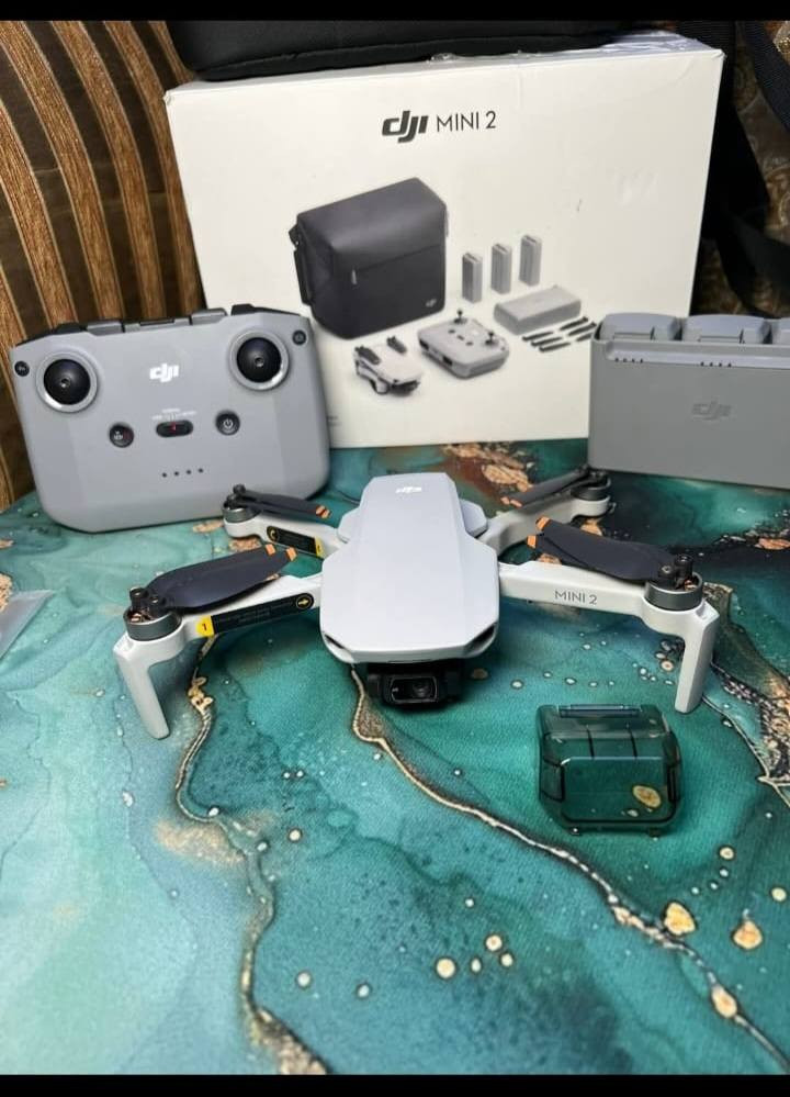 السلام عليكم
للبيع طائره درون DJl Mini 2 SE
نظيفه استخدام قليل 
الملحقات 
كارتون + جنطه + الريمونت+ كيبلات شحن + البراغي + ٣بطاريات+ مراوح 
المكان 
النجف الاشرف
ملاحظه الطياره شرط فحص 
الاتصال على الرقم 
***********

