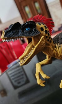 ديناصور جوراسي • مفصلي بالكامل • وزن ثقيل