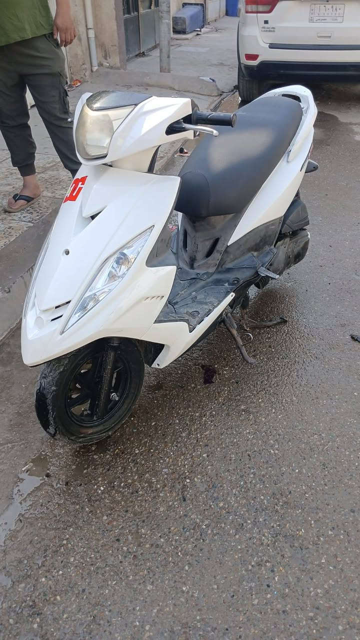 السلام عليكم جي تي ار للبيع الدراجه مكفوله بس صابخ الكفرات للجمال السعر 800وبيهه مجال المكان شهداء العبيدي الرقم ***********
