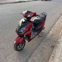 دراجة شحن • تشغيل عن بعد • قرب جسر عمر