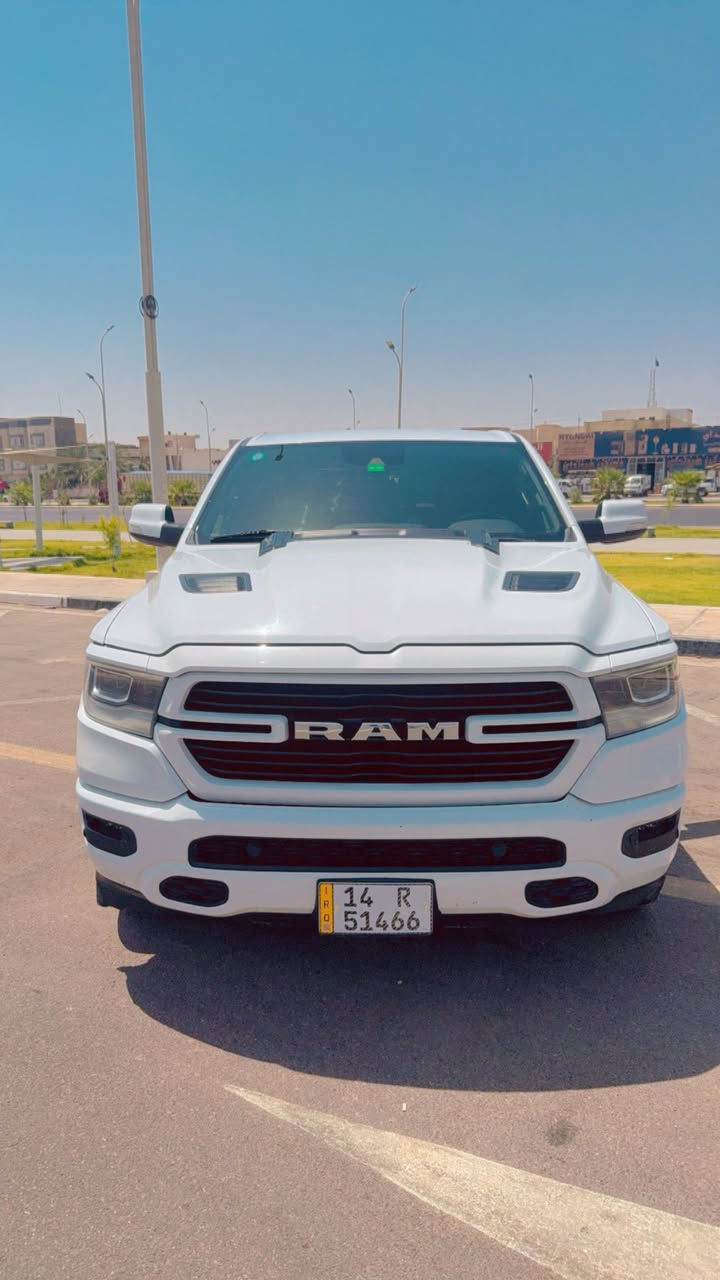 رام لارمي سبورت 2022
نضام etorque v8 الكهرباء مساعد بتقليل صرف البنزين وزيادة عزم السيارة
(رقم بصرة باسمي)
مكان السياره بالبصره
تقرير غرق
الدفع: خلفي فقط (2x4)
المواصفات :
دخول ذكي (بصمه)
تشغيل عن بعد
مقاعد جلد
كار بلي 
شاشه كبيره تيسلا
مقعد السائق والراكب كهربائي
تدفئه وتبريد مقاعد امامية
تدفئه ستيرن
حساسات امامية
حساسات خلفية 
كاميرا خلفية 
نظام بريك طوارئ تلقائي 
المرايا الجانبية قابلة للطي كهربائيا 
الشباك الخلفي كهربائي 
إمكانية تعديل ارتفاع دواسات البنزين والبريك كهربائيا . 
هاند بريك كهربائي 
نظام تشغيل واطفاء اوتوماتيك لتقليل صرف الوقود
مرايا بخاصية التعتيم الذاتي 

السعر: 325
الاستفسار: ***********
