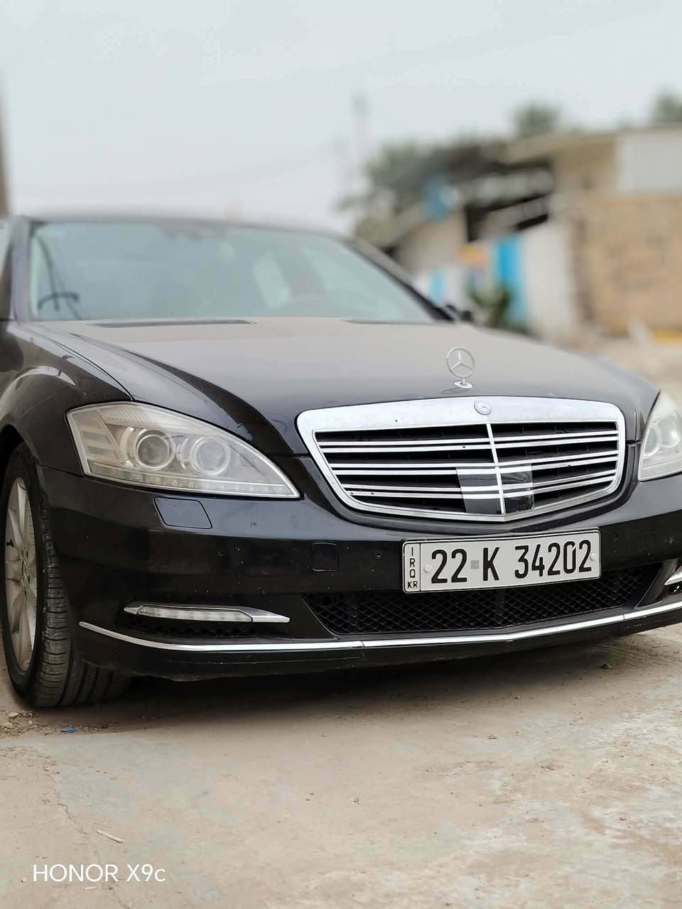 For sale
Mercedes-Benz
Modle: 2009
Categore:S350
________________________________
مرسيدس بنز 
2009محدث2013
وارد خليجي بصمتين 
اللون اسود اوبسيدين بلاك 
السياره بيه هلال الجاملغ الخلفي صبغ فقط
السياره نص فولل باب قصير
-------------------------------------
                  المواصفات
رادار امامي✅
تحديد مسار ✅
كروز سرعه✅
ناضور ليلي✅
تحكم امامي للكشنات 4وضعيات ✅
تلفون ✅
تبريد قطعتين✅
فتحه سقف✅
برادات خلفيه✅
سماعات BOSS✅
وضعيات قياده 3(S_C_E)✅
جكات تصعد و تنزل ✅
شاشه اماميه متحركيه ✅
تبريد ثلج ❄️✅
مكينة V6 350  ✈️✅
السياره نص فول باب قصير ✅
 ------------------------------------- 
سعر السياره (205) و بيها مجال 
*********** محمد
